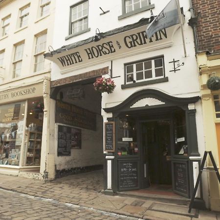 White Horse & Griffin Whitby Exterior foto